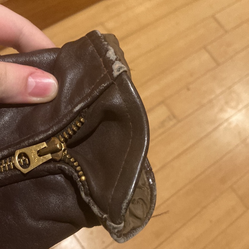 leather jacket - Picture 7 of 8